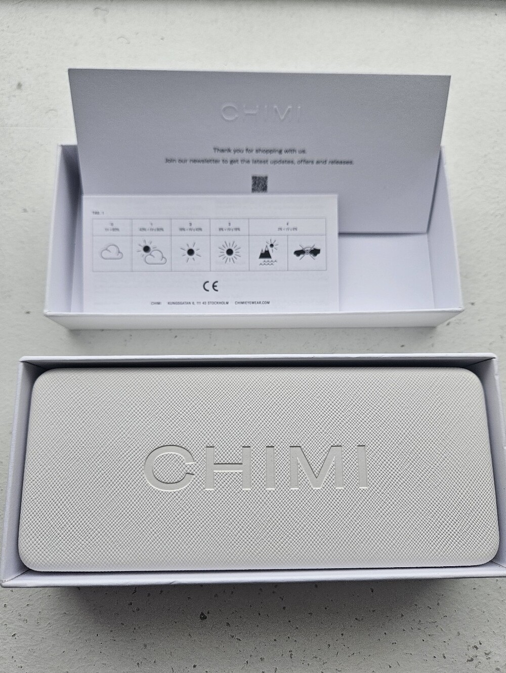 πΆοΈ CHIMI 08 Black Sunglasses | Designed in Stockholm | Full Set w/ Case & Box - Picture 3 of 7